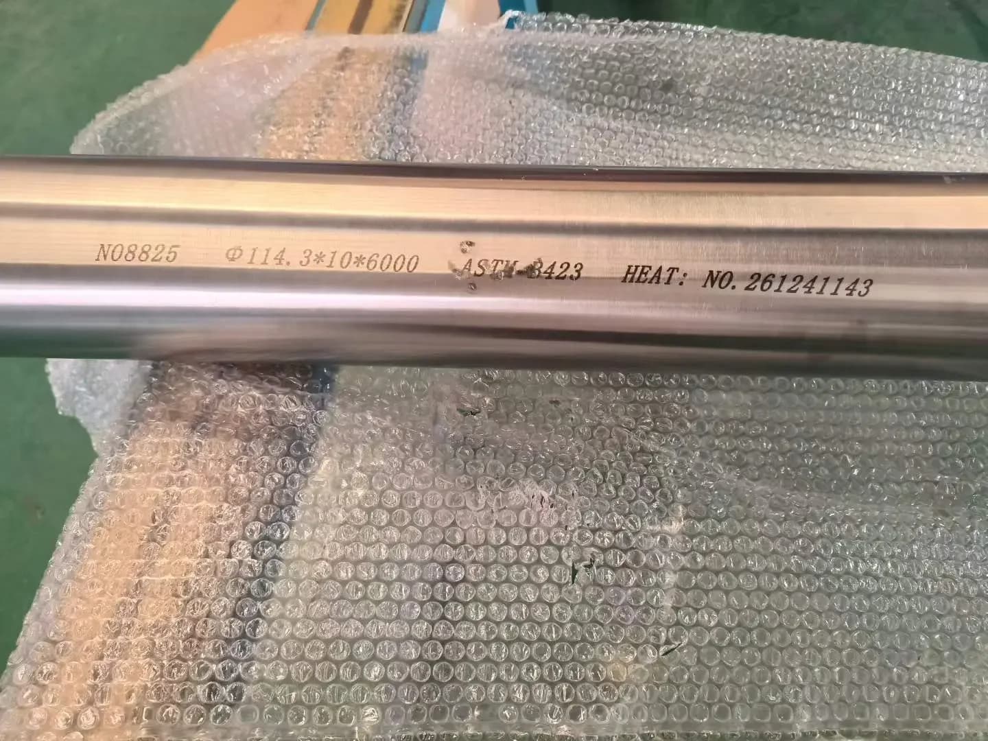 Incoloy 825 Seamless Pipes Shipped To India.