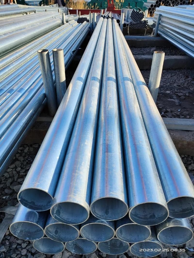 Galvanized Round Pipe 3
